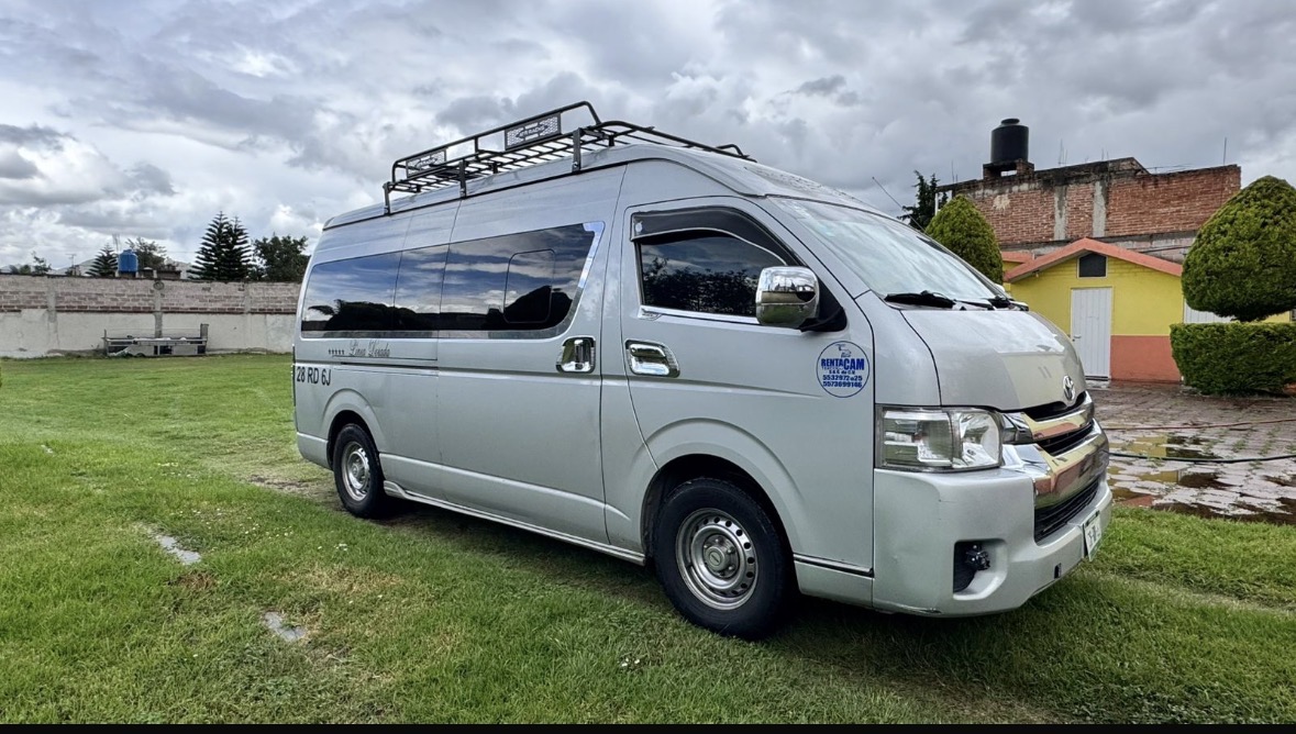 Toyota Hiace — vista exterior